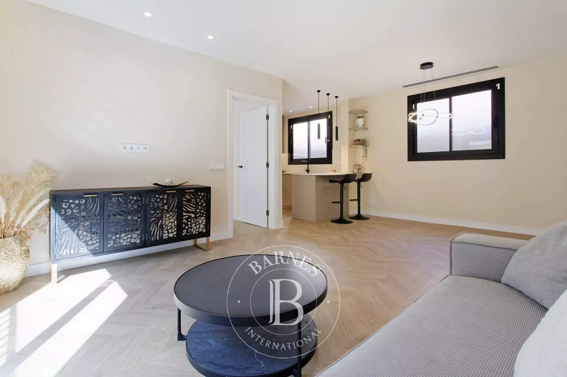 Barcelona  - Piso  - picture 10