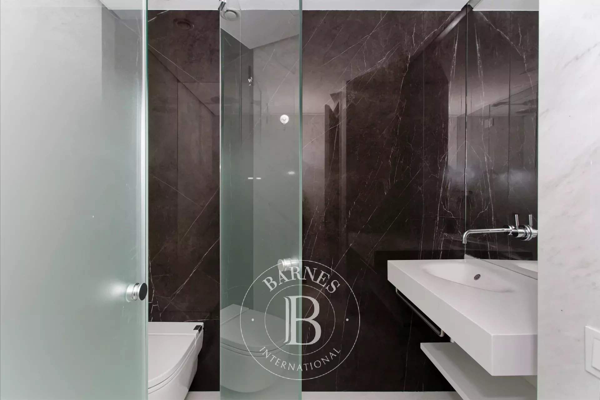 Barcelona  - Piso  - picture 15