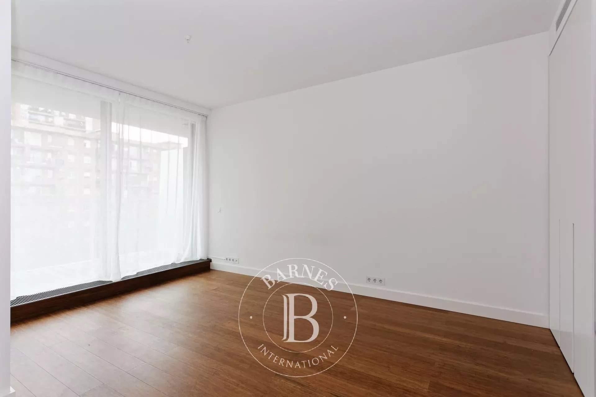 Barcelona  - Piso  - picture 8