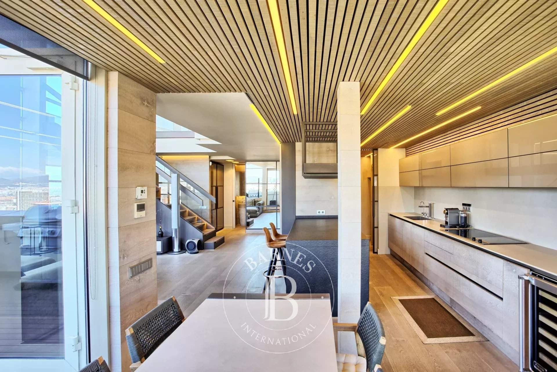 Barcelona  - Penthouse 3 Bedrooms - picture 5