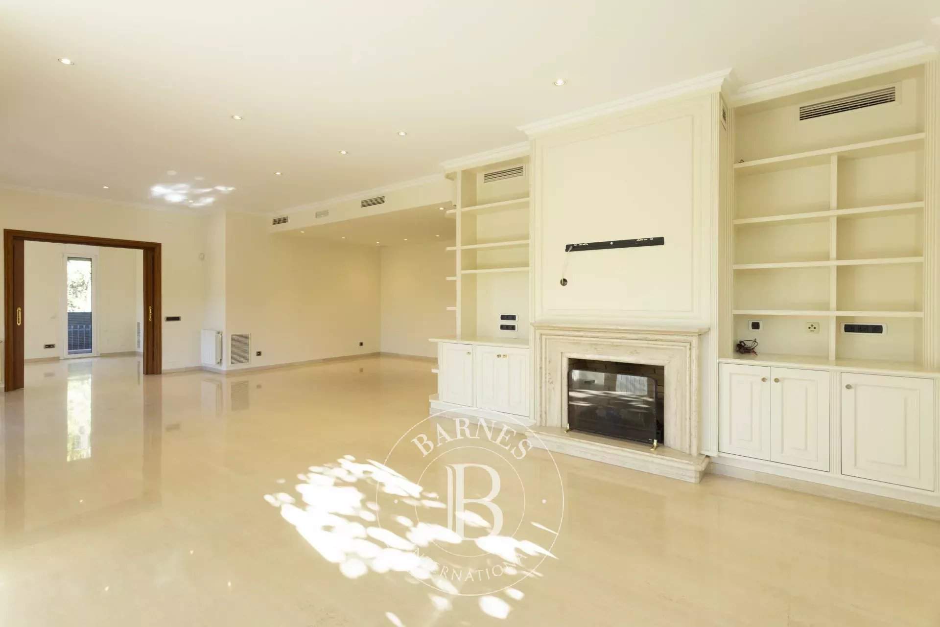 Sant Cugat del Vallés  - Chalet 6 Bedrooms - picture 10