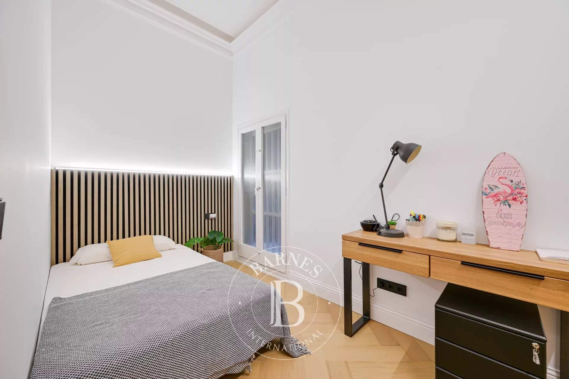 Barcelona  - Piso  - picture 16