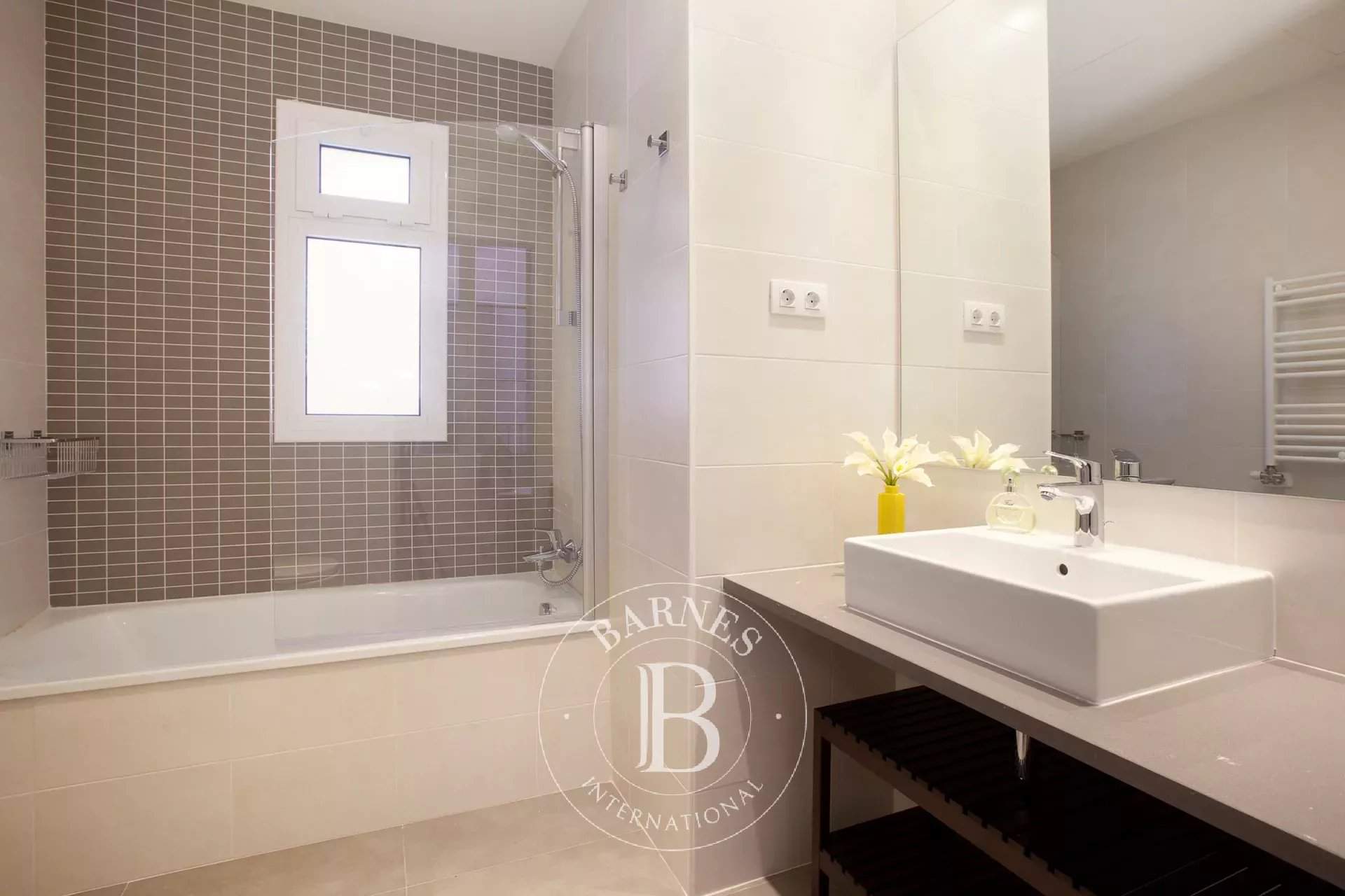 Barcelona  - Apartment 3 Bedrooms - picture 17