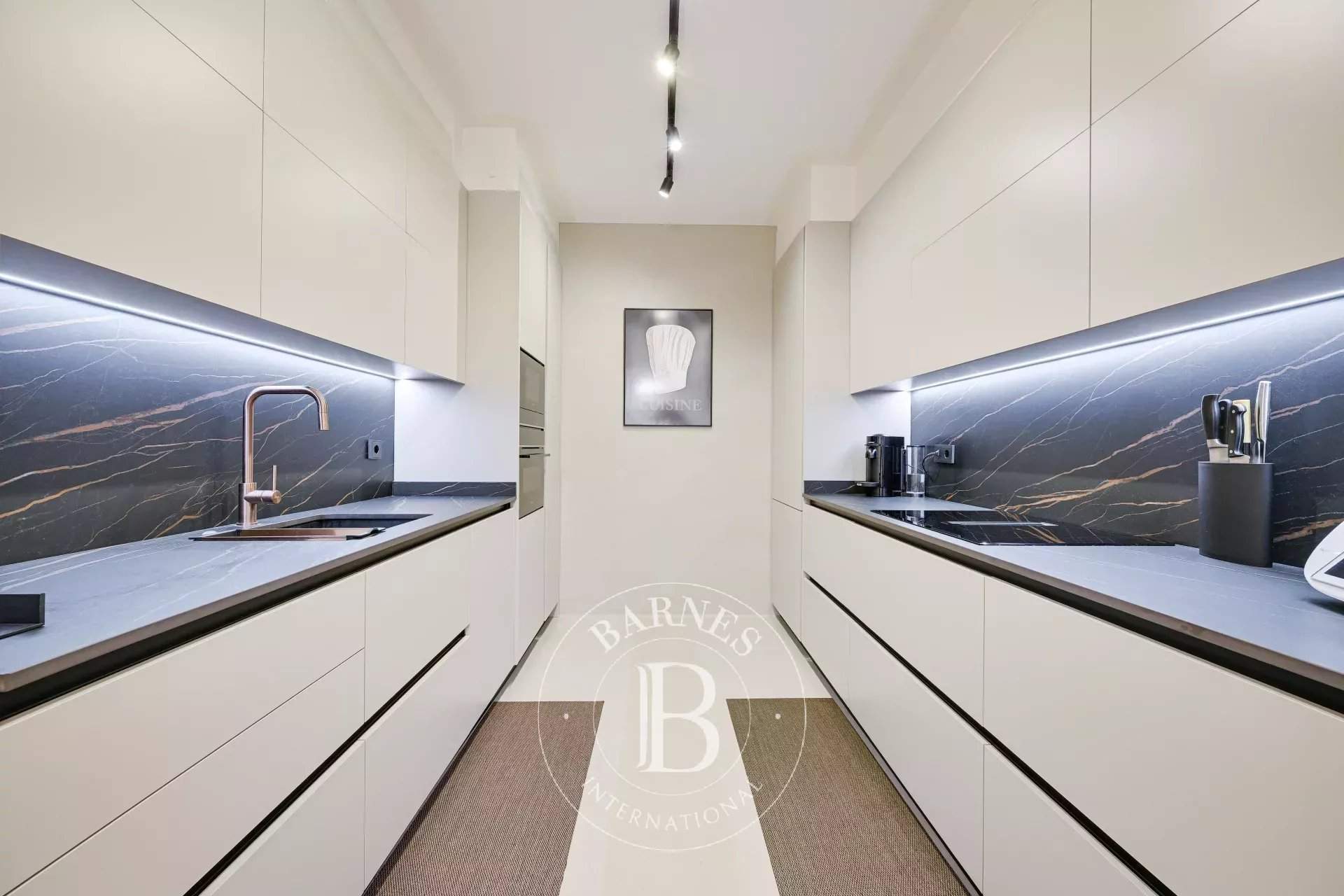 Barcelona  - Piso  - picture 8