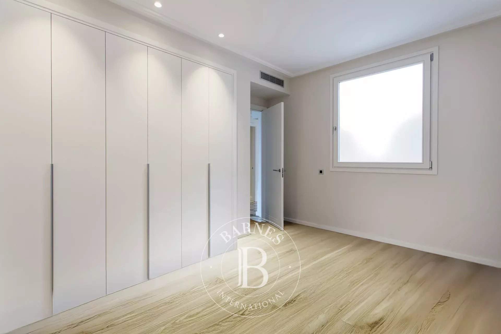 Barcelona  - Piso  - picture 18