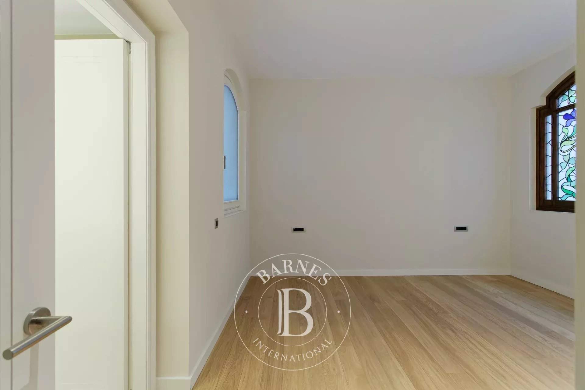 Barcelona  - Piso  - picture 16