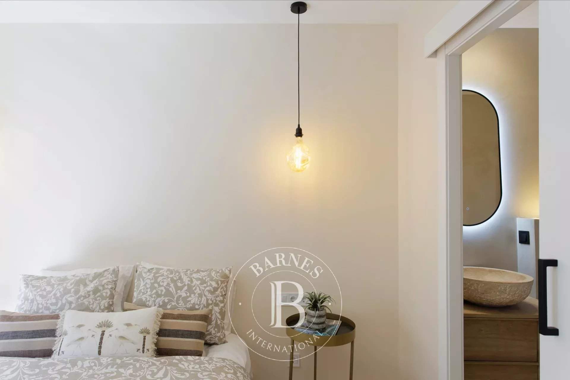 Barcelona  - Piso  - picture 20