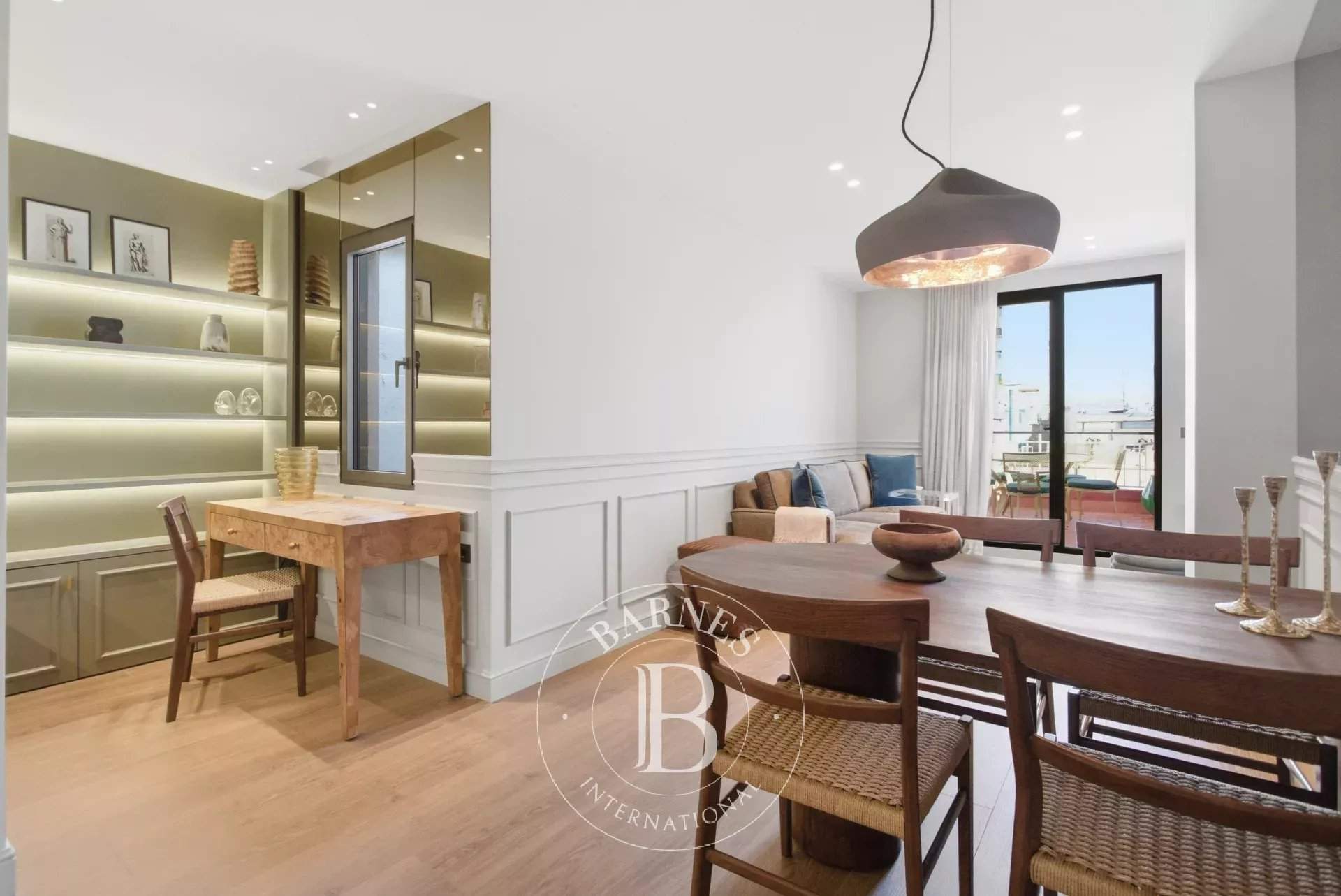 Barcelona  - Piso  - picture 2