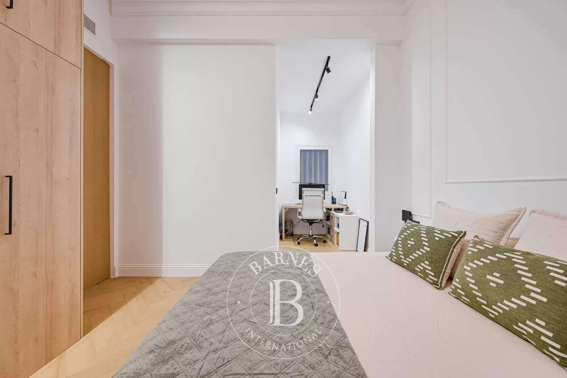 Barcelona  - Piso  - picture 19