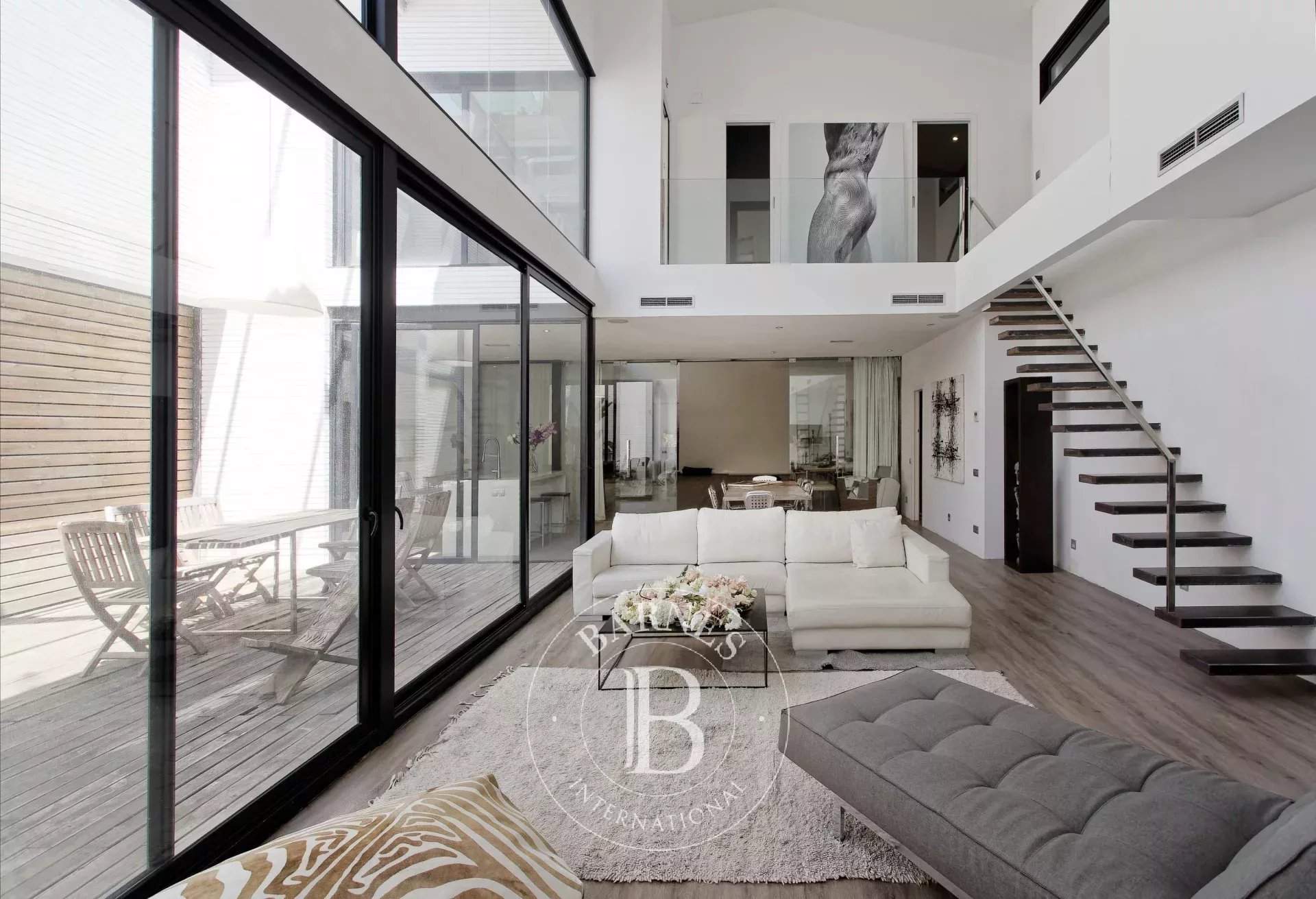 Barcelona  - Loft 2 Bedrooms - picture 2