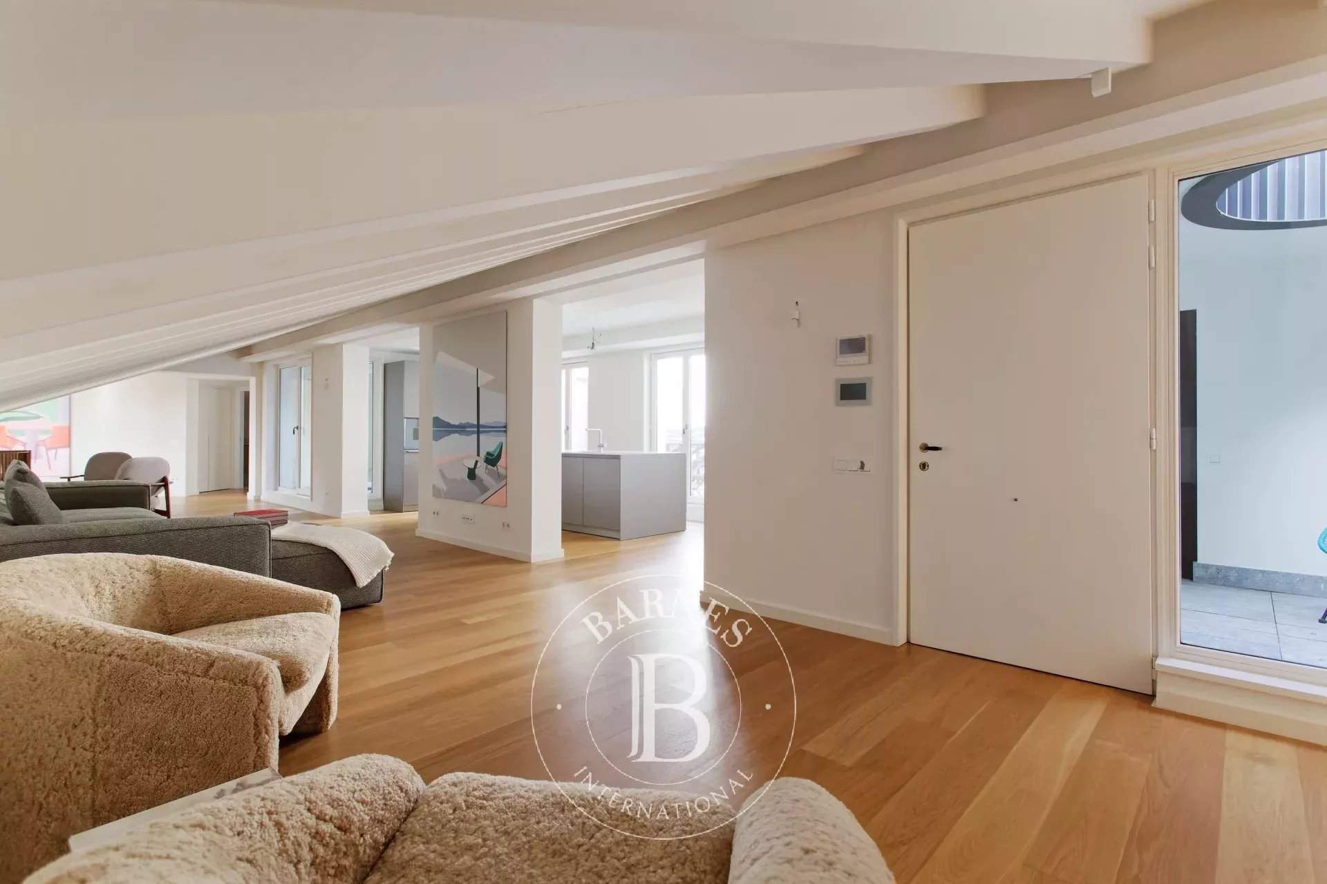 Barcelona  - Apartment 3 Bedrooms - picture 9