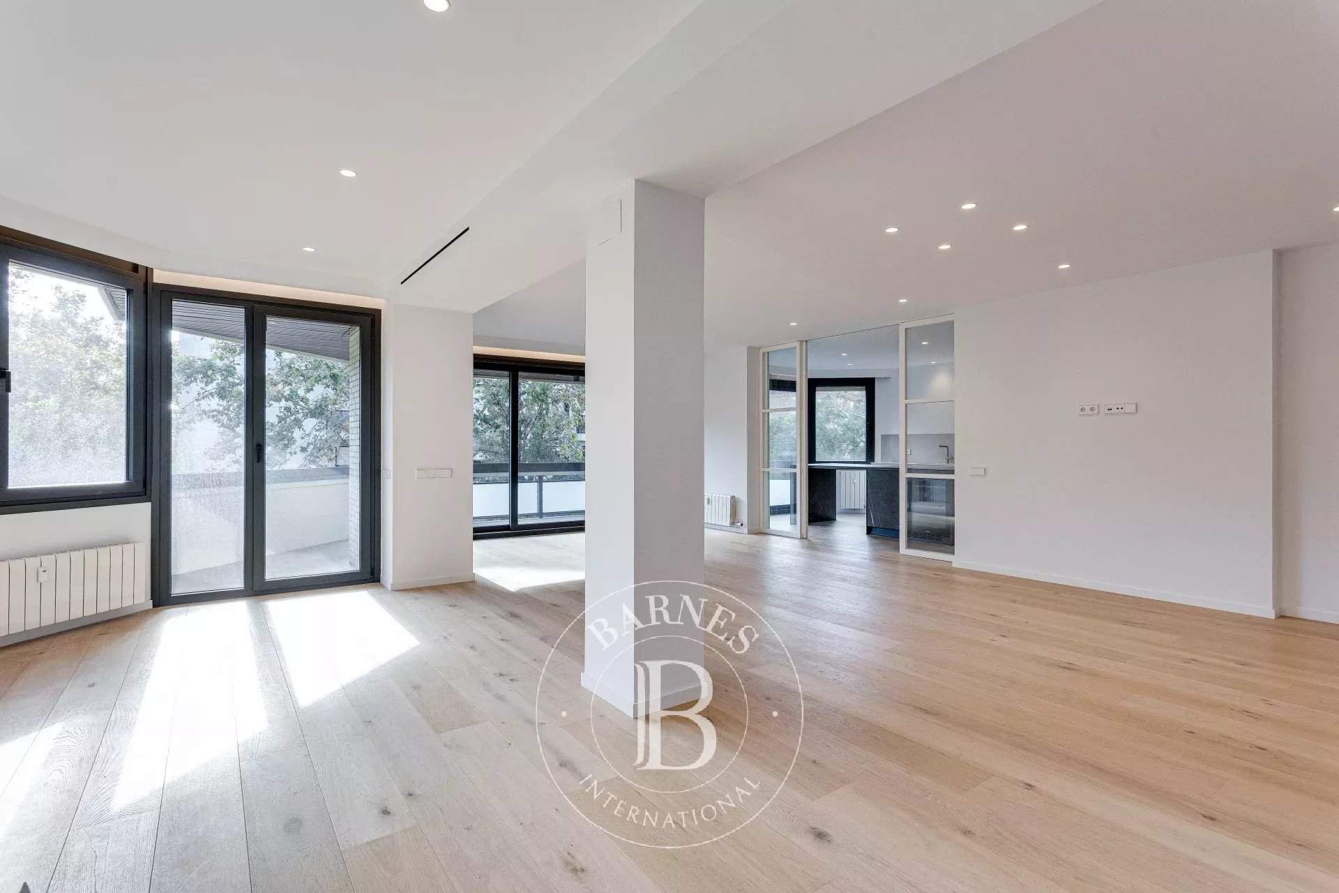 Barcelona  - Apartment 4 Bedrooms - picture 7