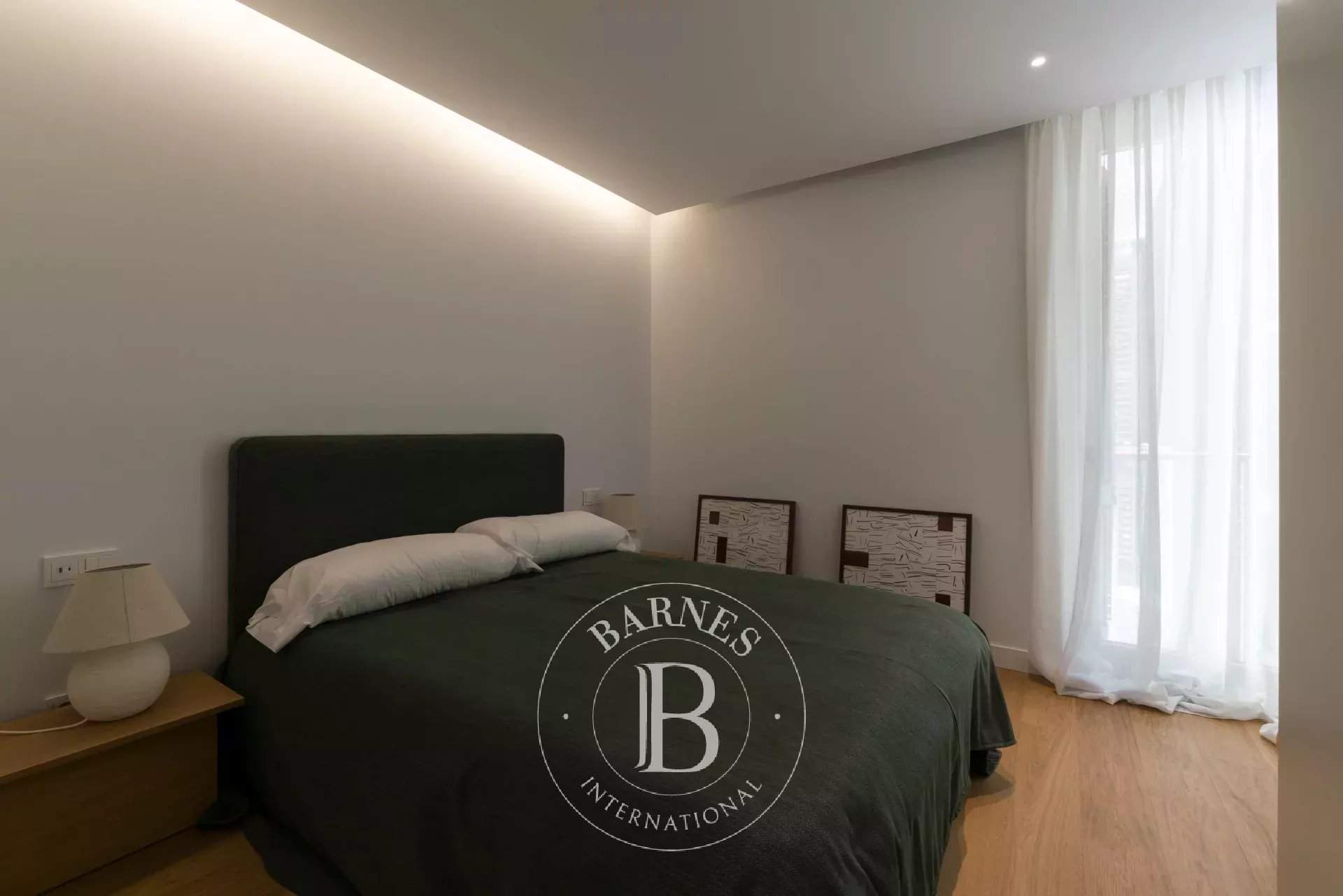 Barcelona  - Apartment 4 Bedrooms - picture 14