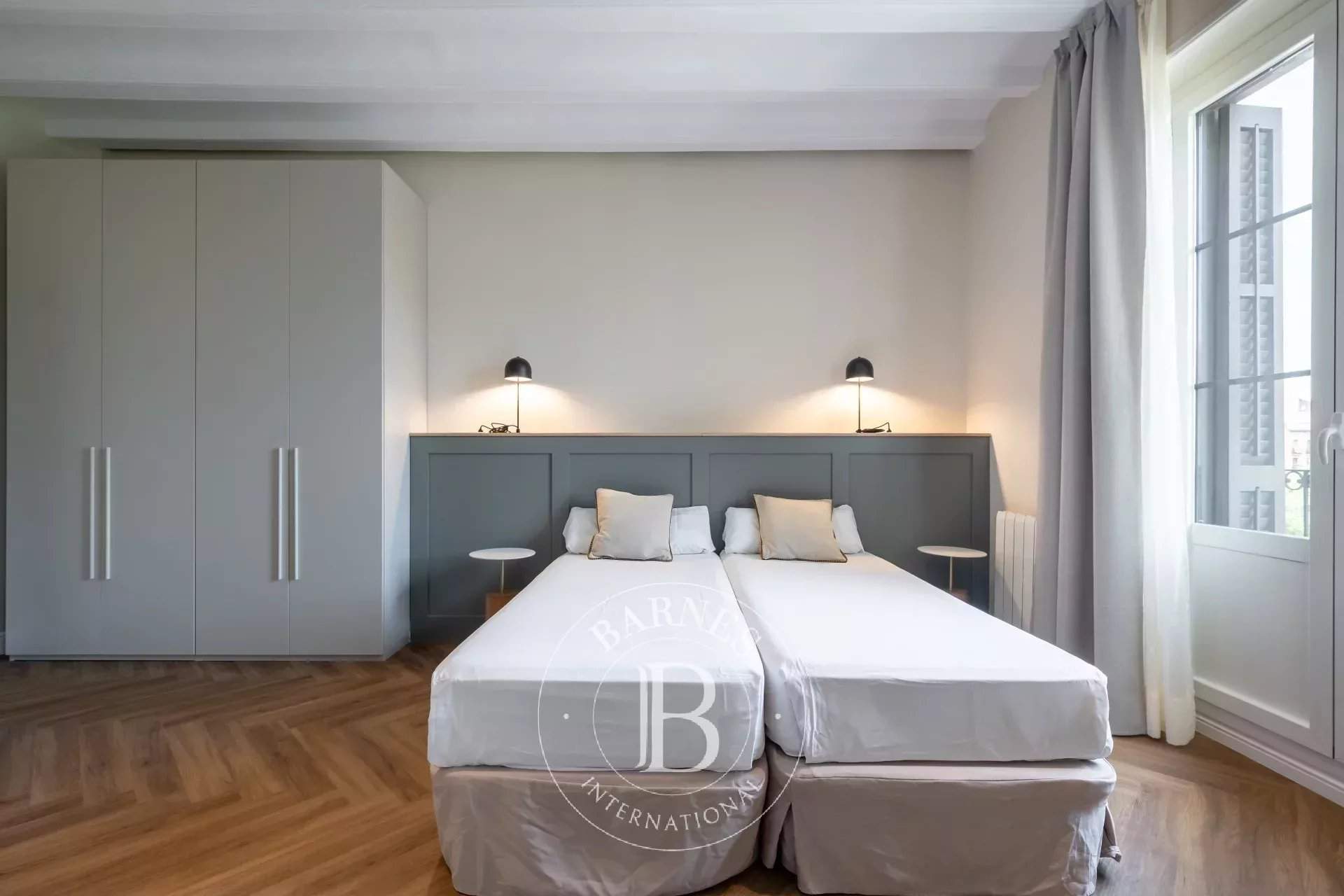 Barcelona  - Apartment 3 Bedrooms - picture 12