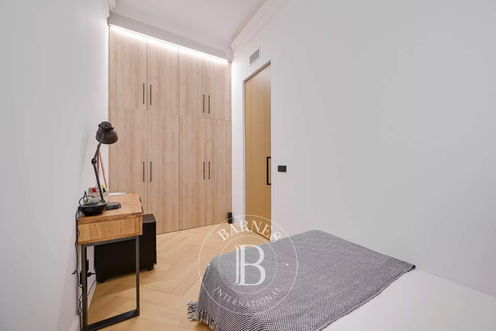 Barcelona  - Piso  - picture 17