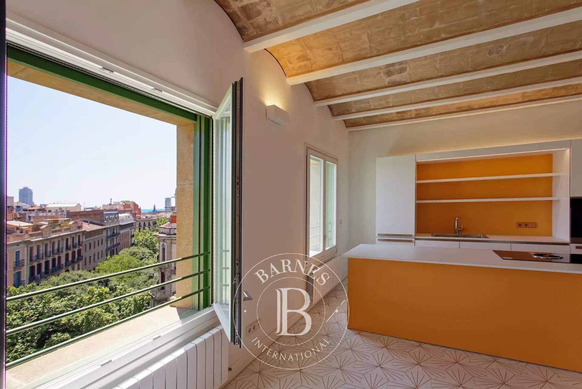 Barcelona  - Apartment 3 Bedrooms - picture 11