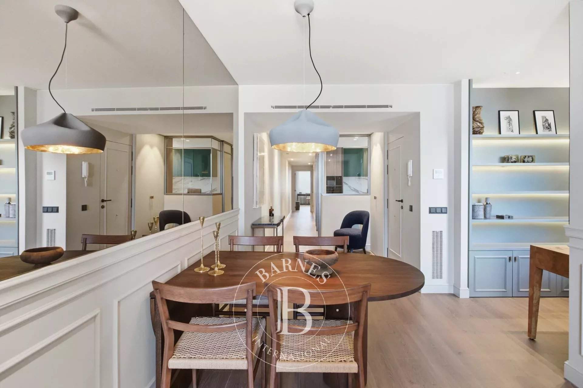 Barcelona  - Piso  - picture 9