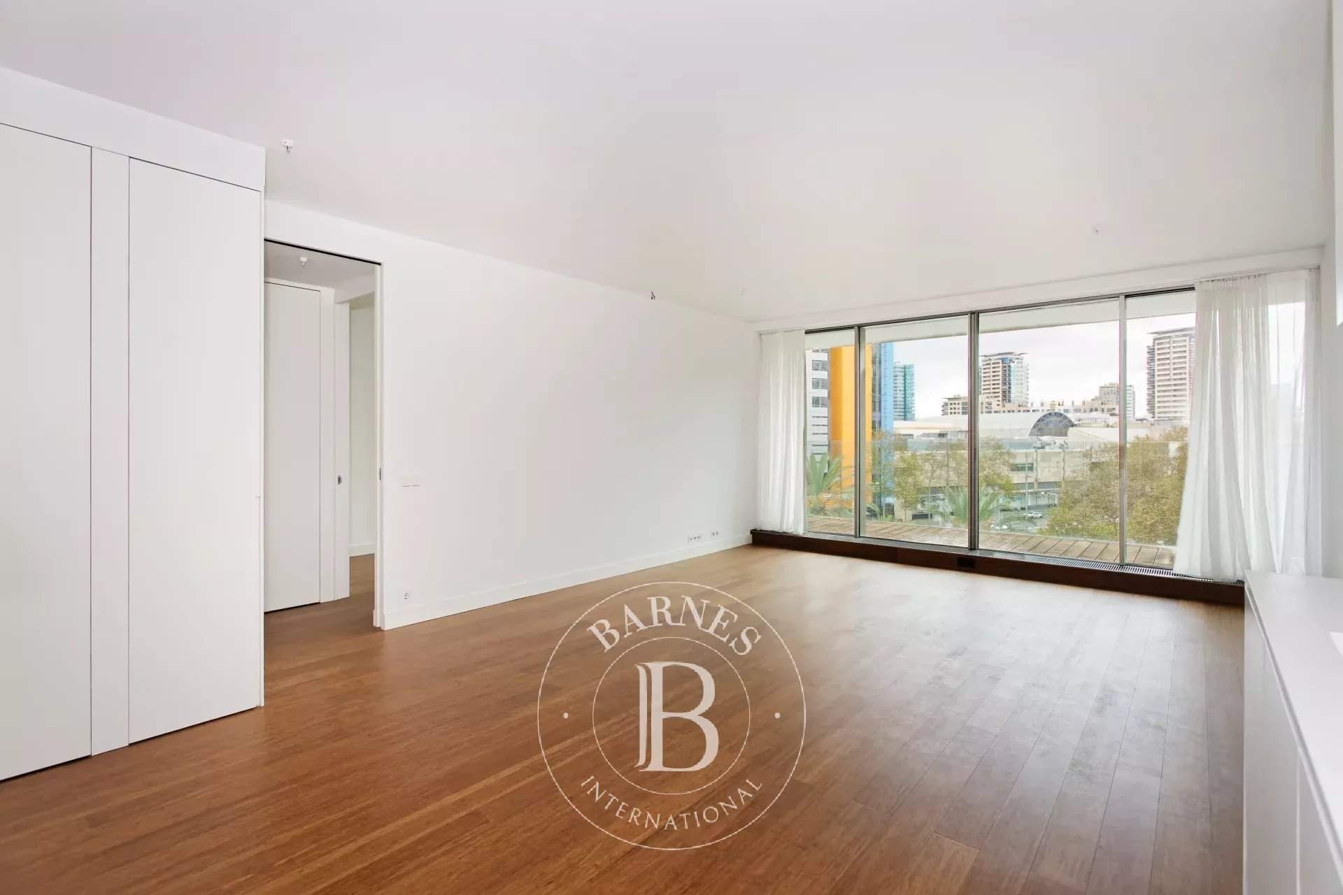 Barcelona  - Piso  - picture 7