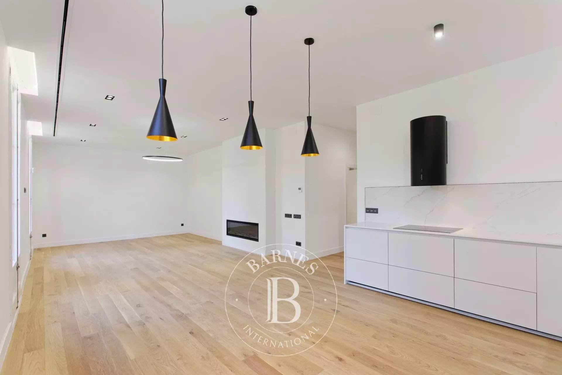 Barcelona  - Apartment 3 Bedrooms - picture 9