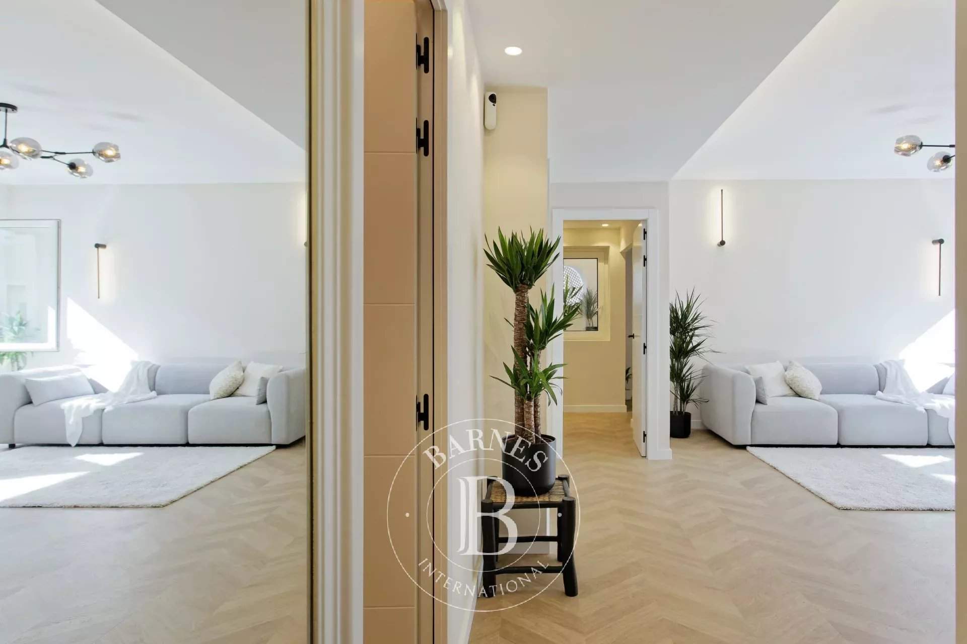 Barcelona  - Piso  - picture 9