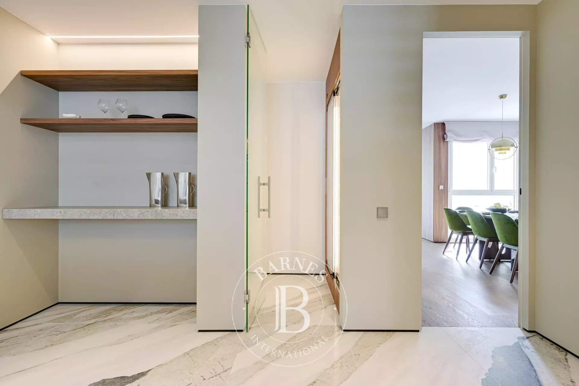 Barcelona  - Apartment 6 Bedrooms - picture 16