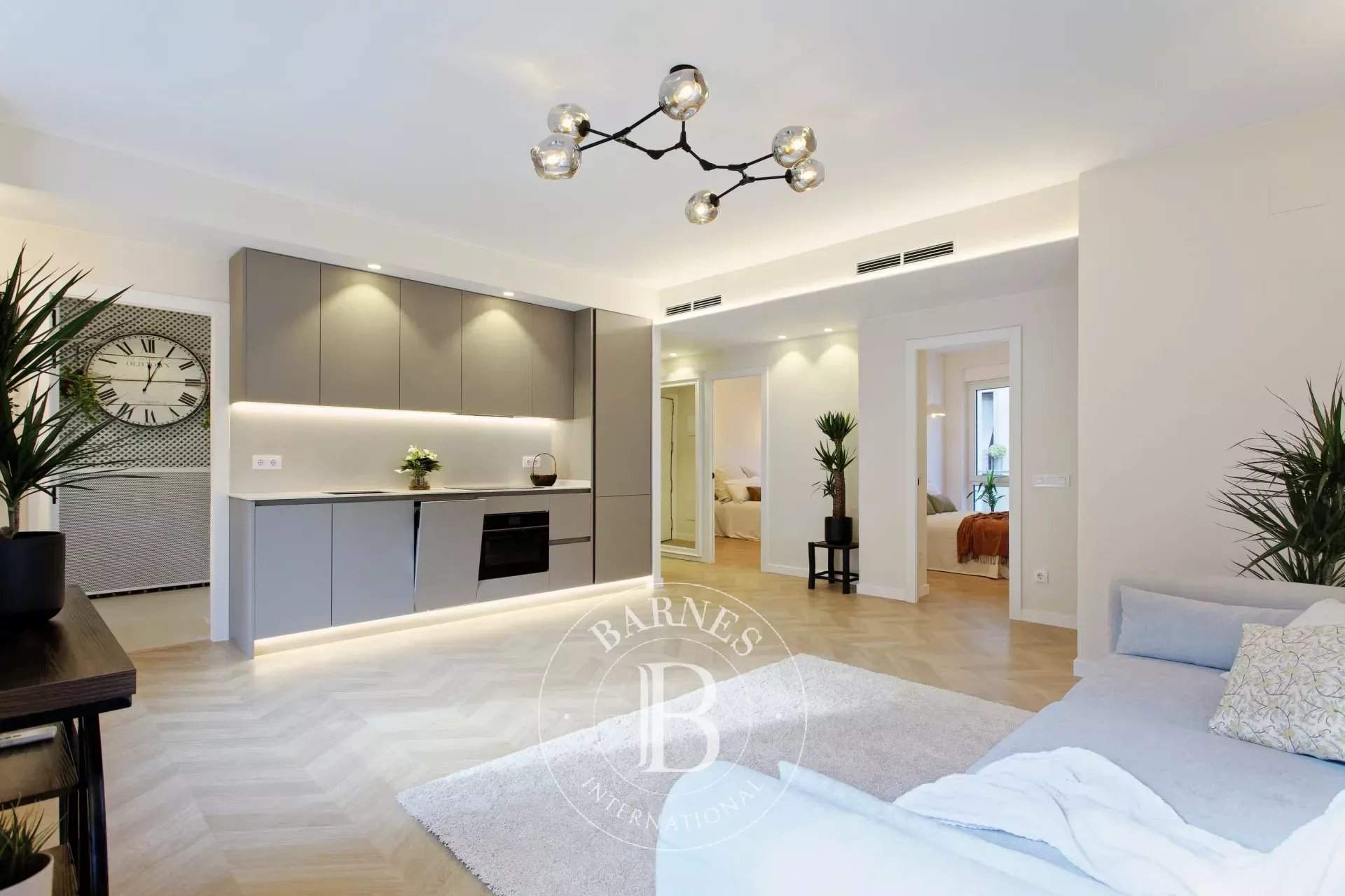 Barcelona  - Piso  - picture 3