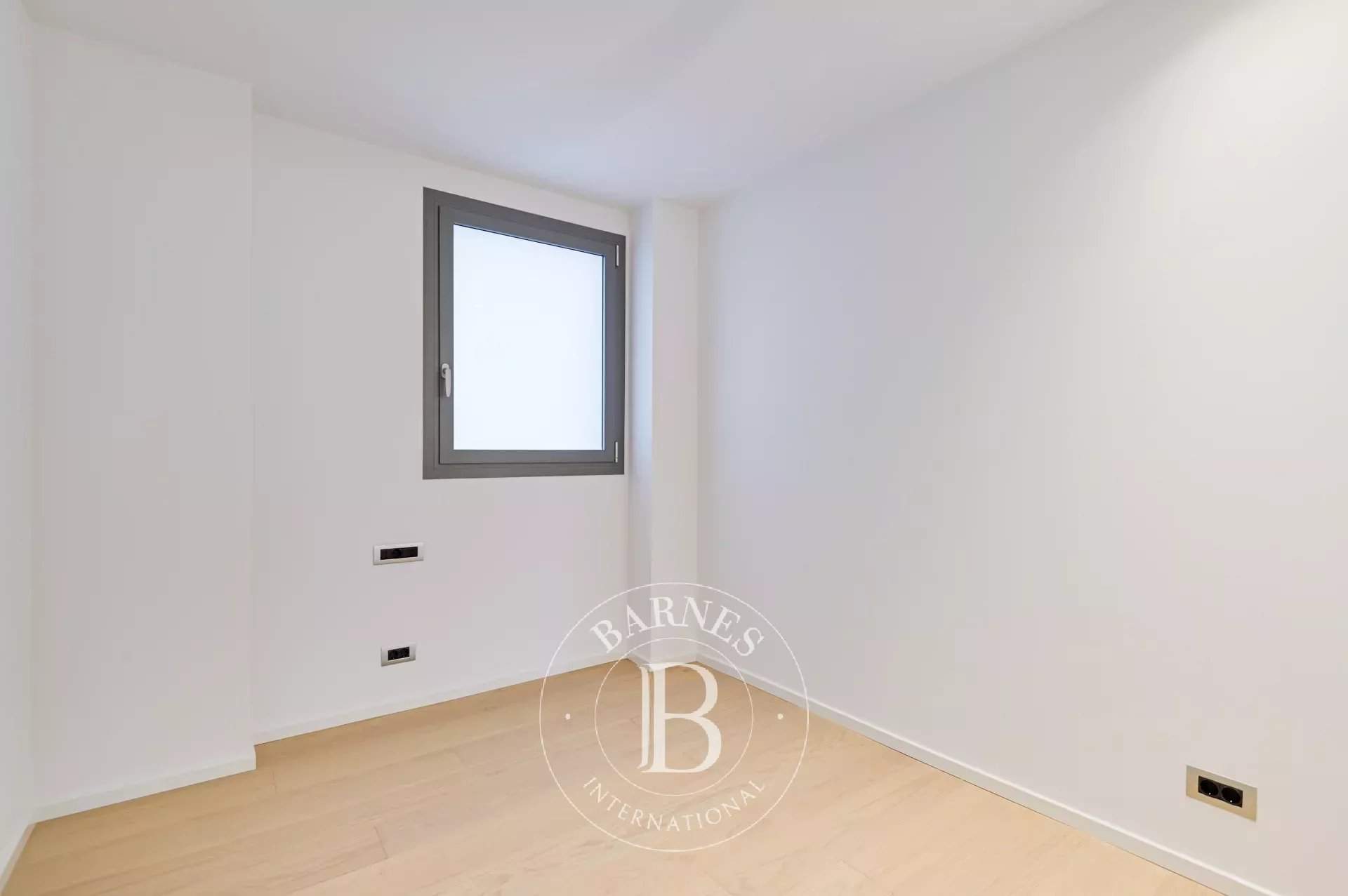 Barcelona  - Piso  - picture 16