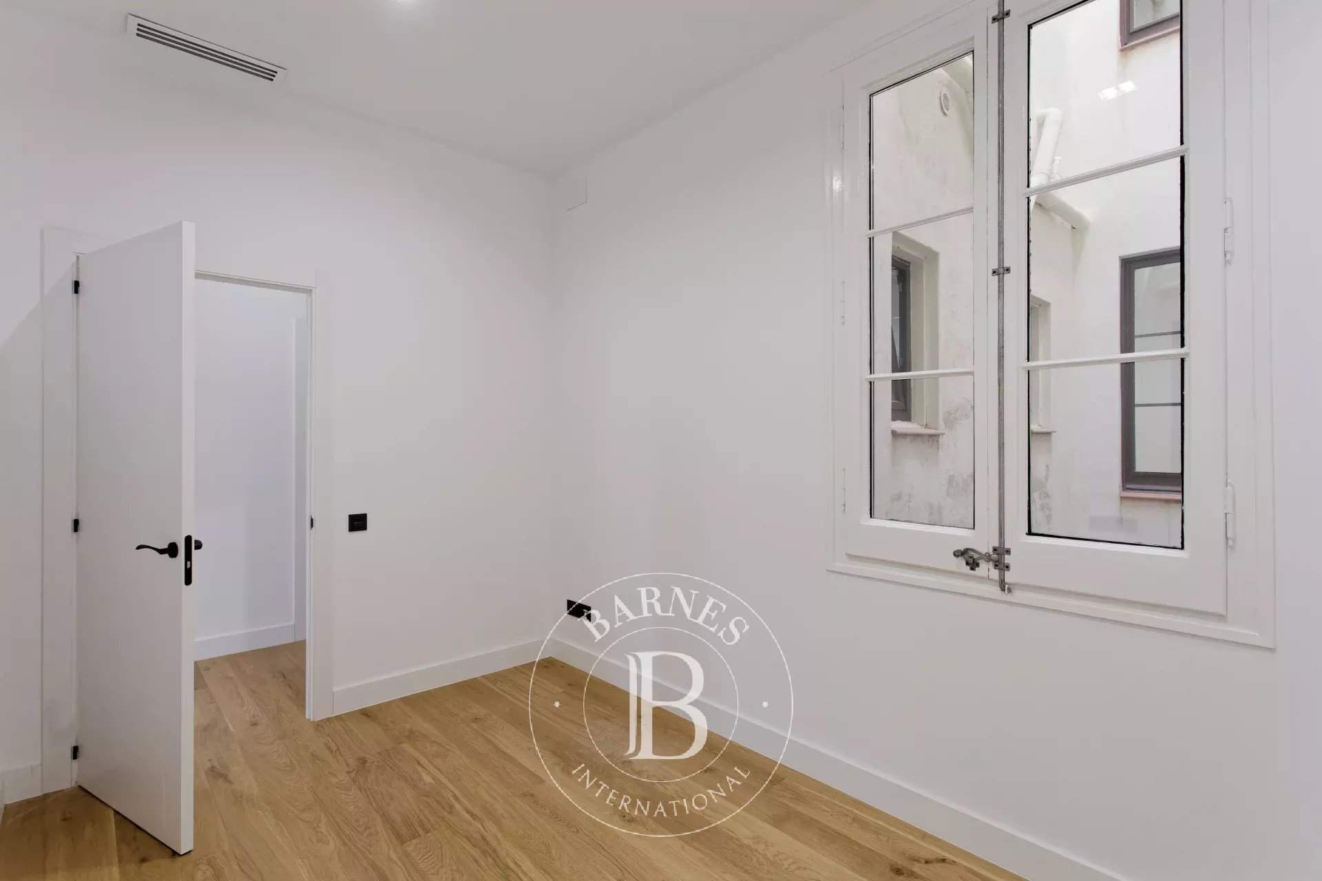 Barcelona  - Apartment 3 Bedrooms - picture 20