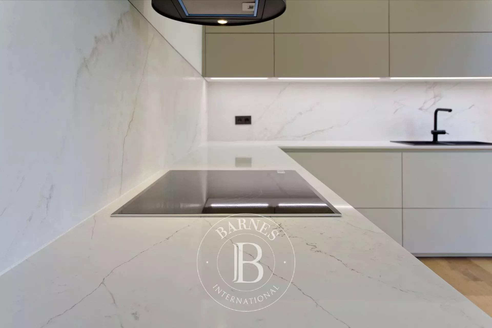 Barcelona  - Apartment 3 Bedrooms - picture 14