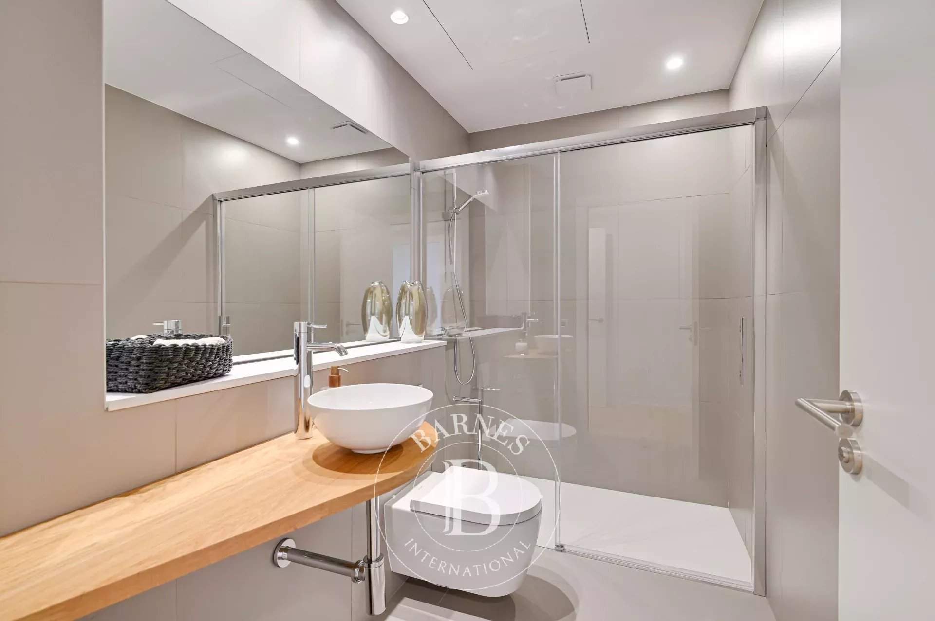 Barcelona  - Piso  - picture 13