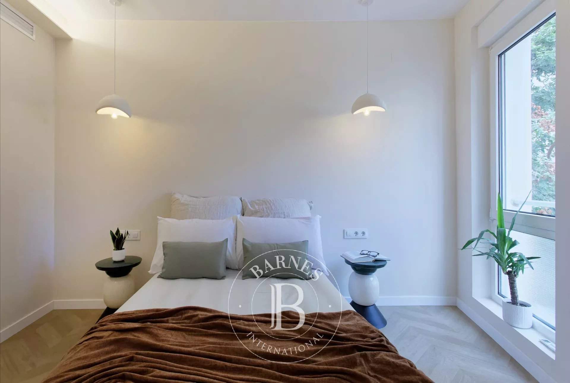 Barcelona  - Piso  - picture 16