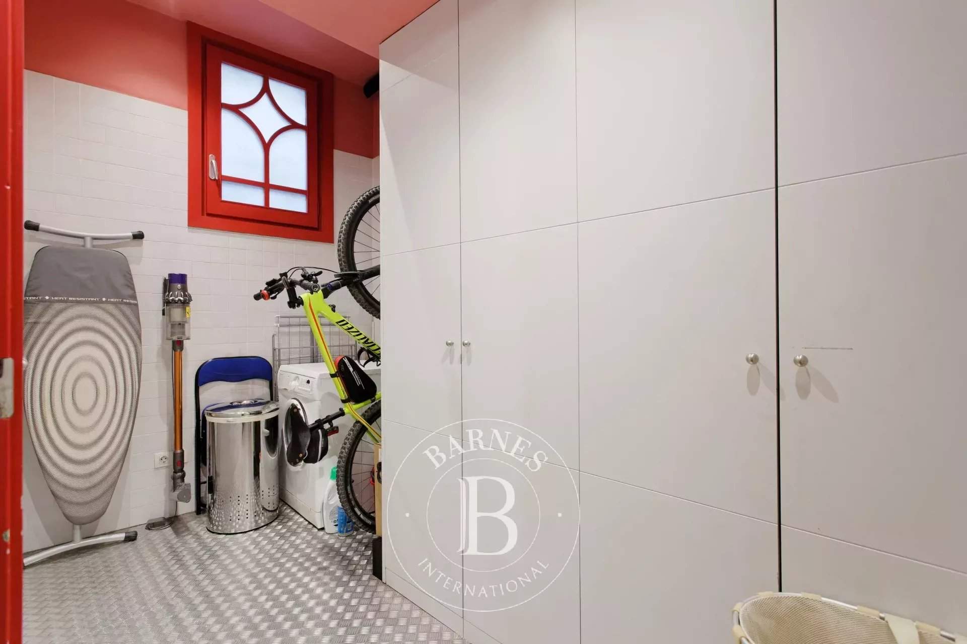 Barcelona  - Piso  - picture 16