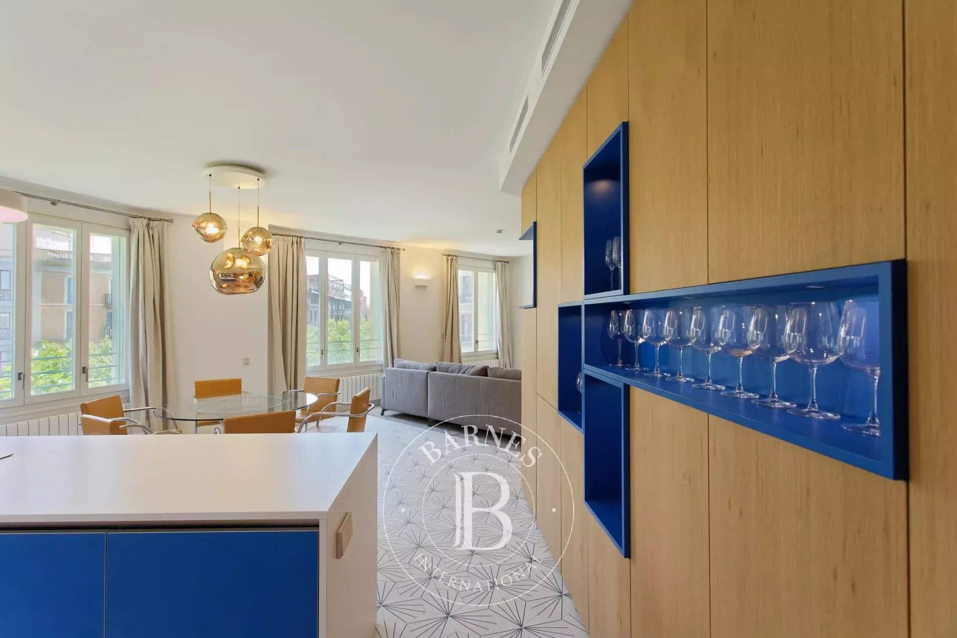 Barcelona  - Piso  - picture 5