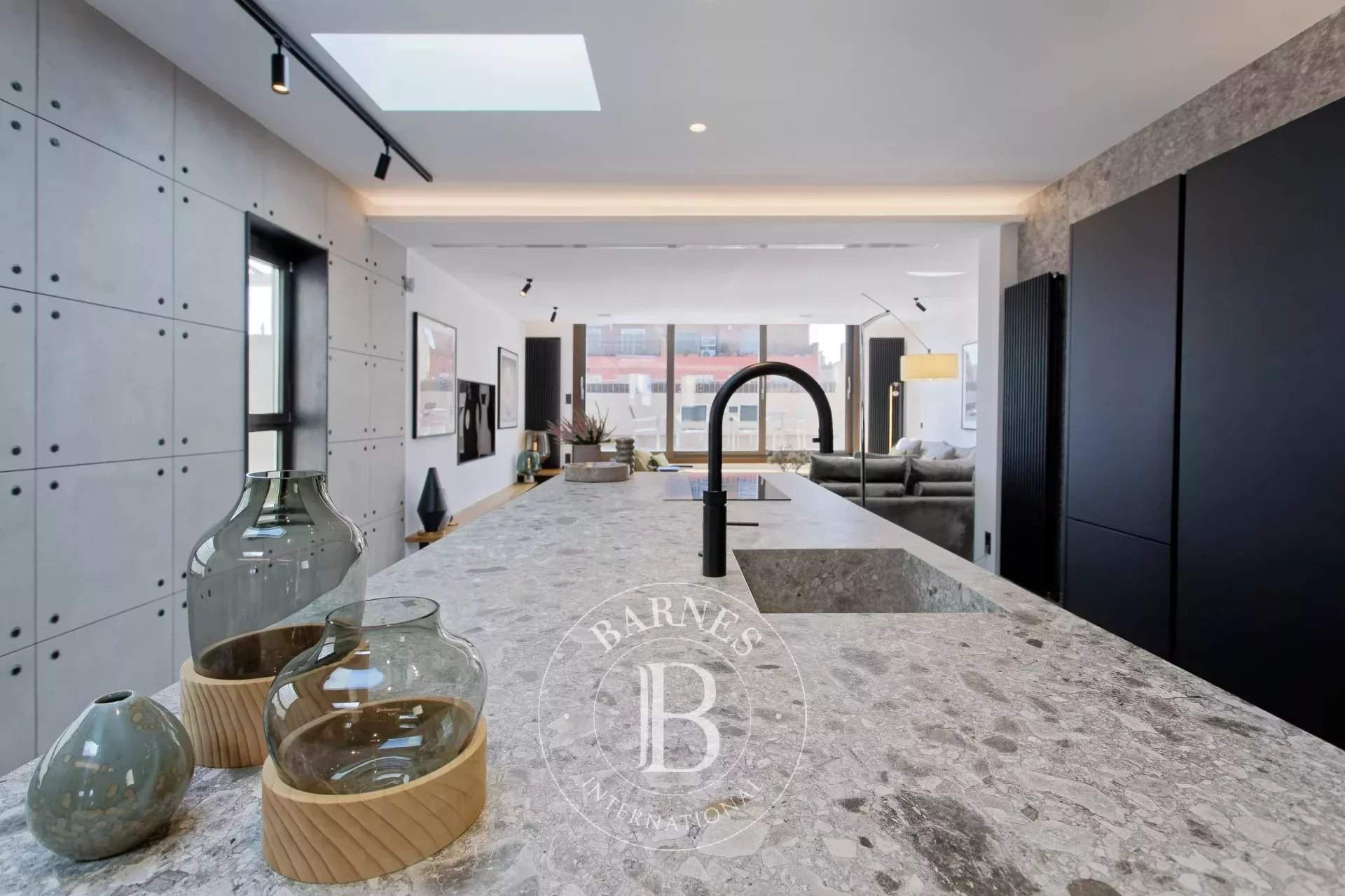 Barcelona  - Piso  - picture 6