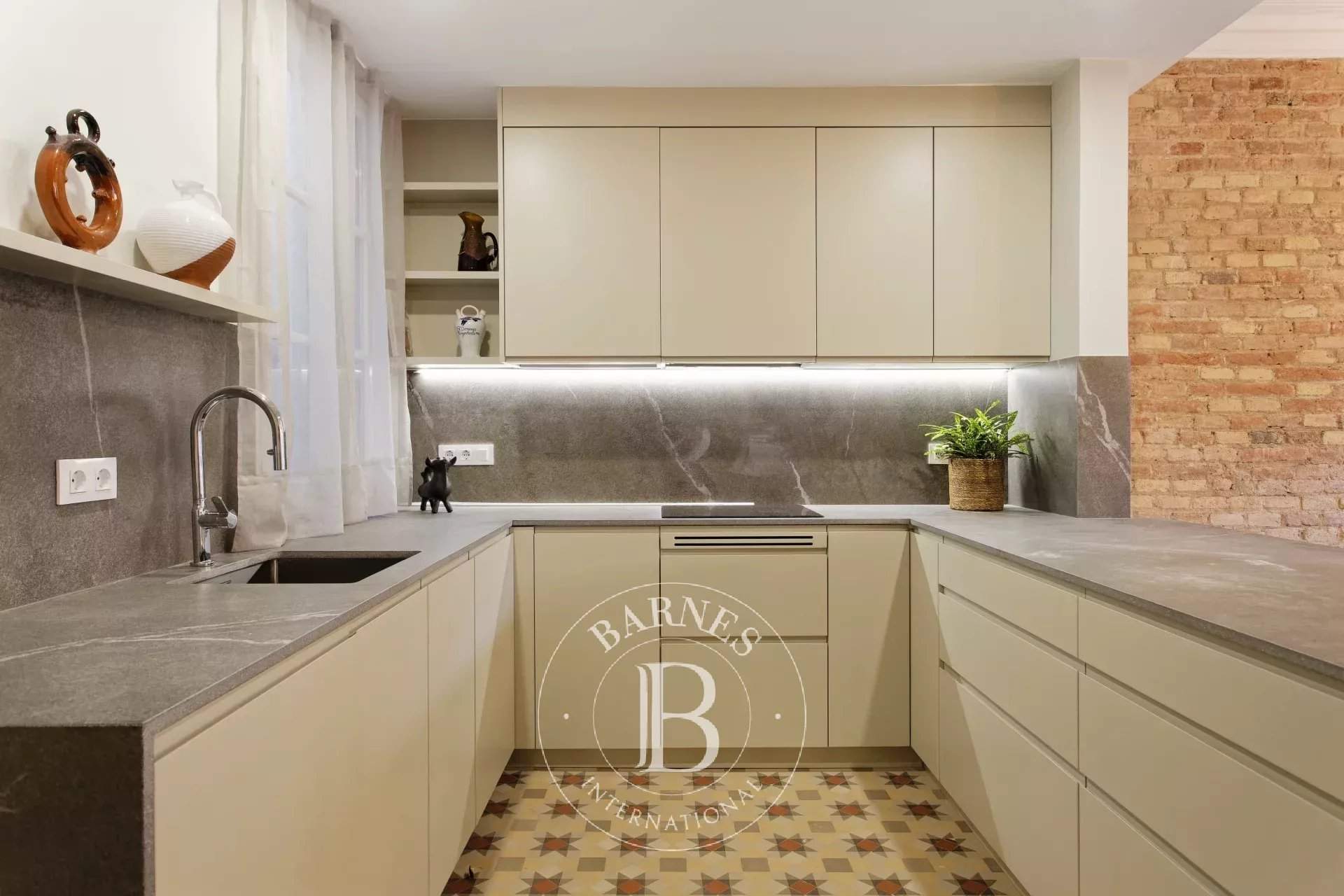 Barcelona  - Appartement  - picture 11