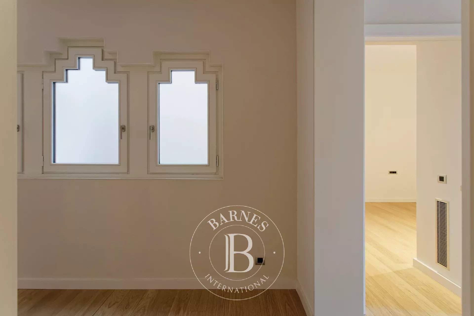 Barcelona  - Piso  - picture 17