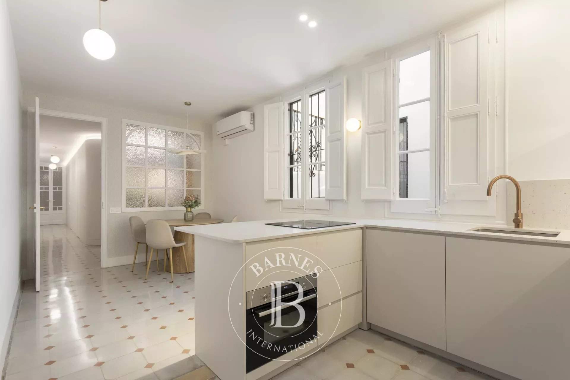 Barcelona  - Apartment 3 Bedrooms - picture 6