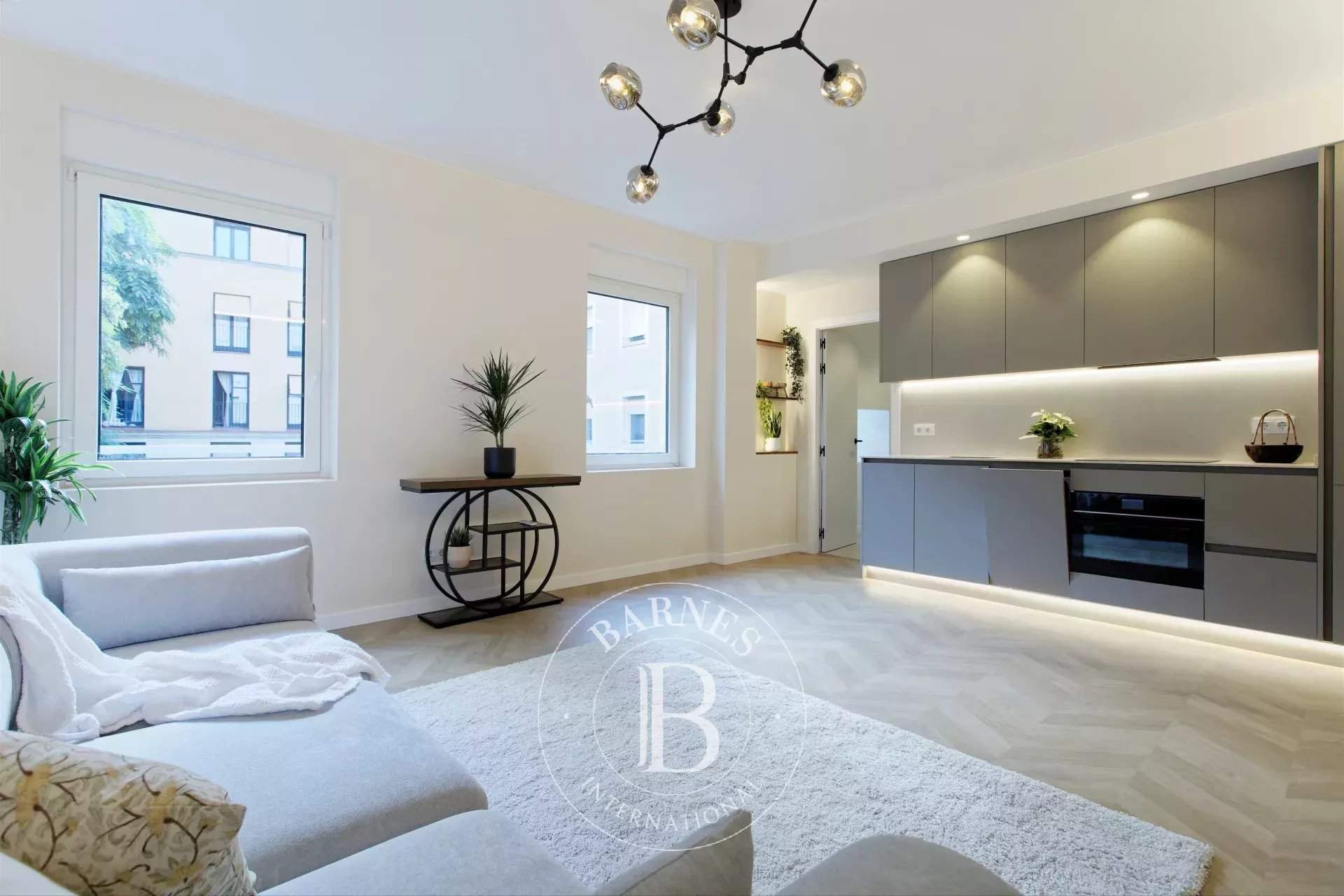 Barcelona  - Piso  - picture 4