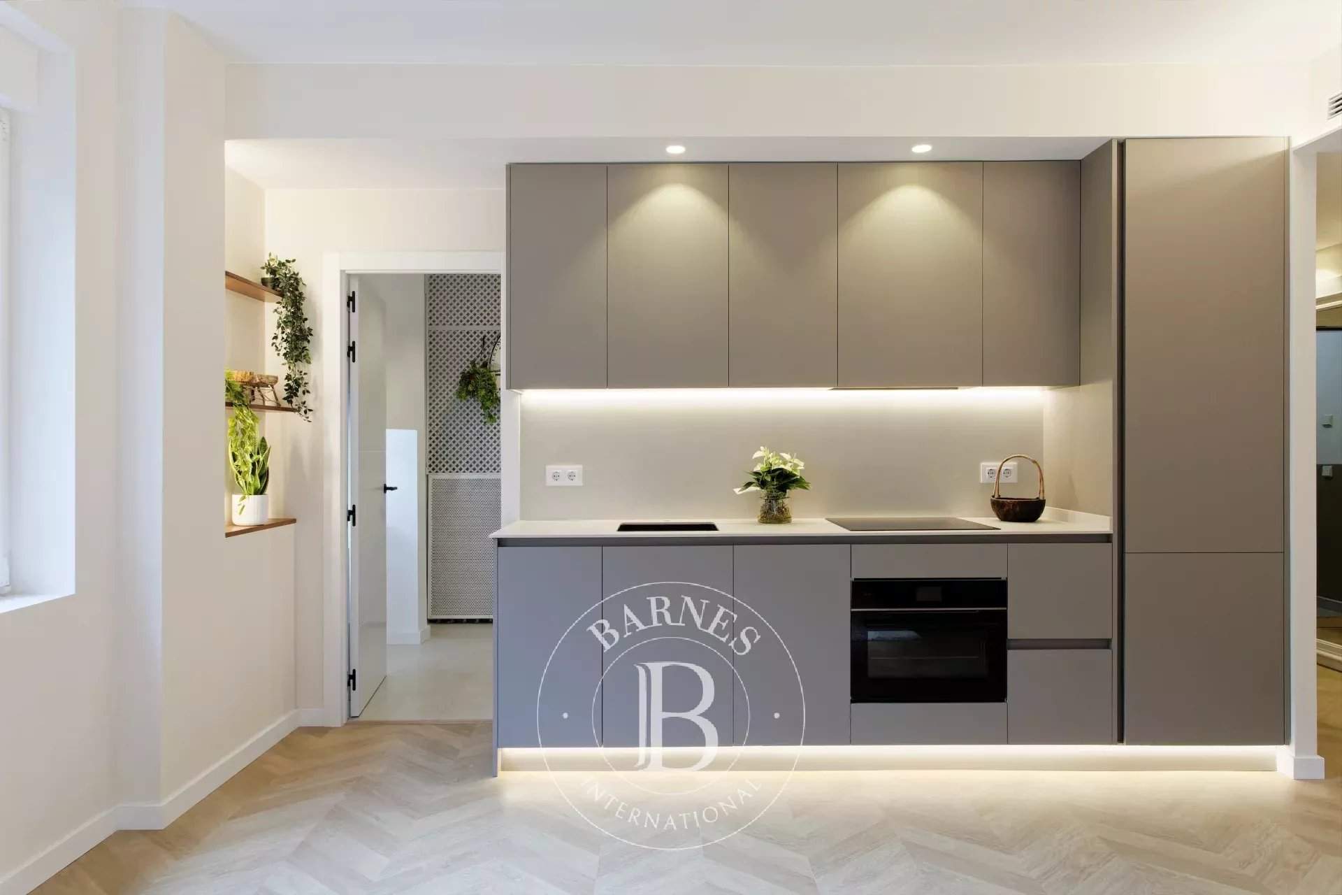 Barcelona  - Piso  - picture 7