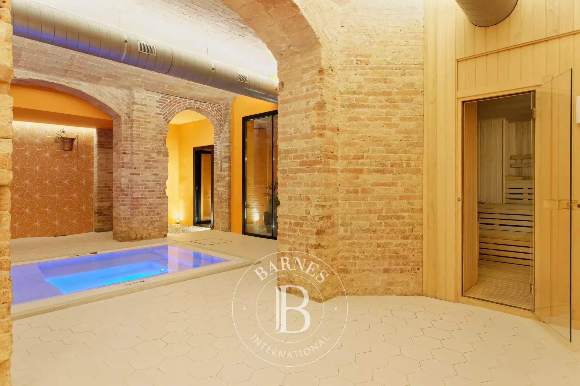 Barcelona  - Apartment 3 Bedrooms - picture 15