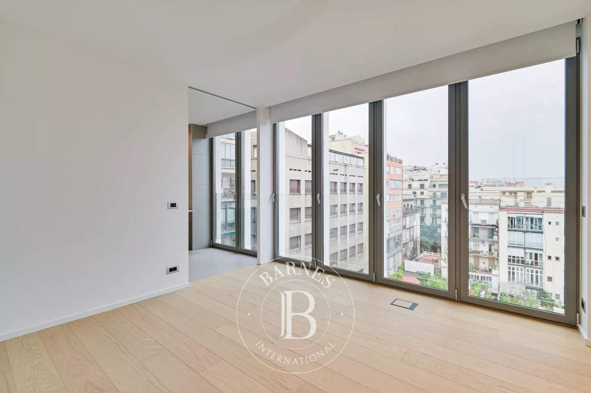 Barcelona  - Piso  - picture 20