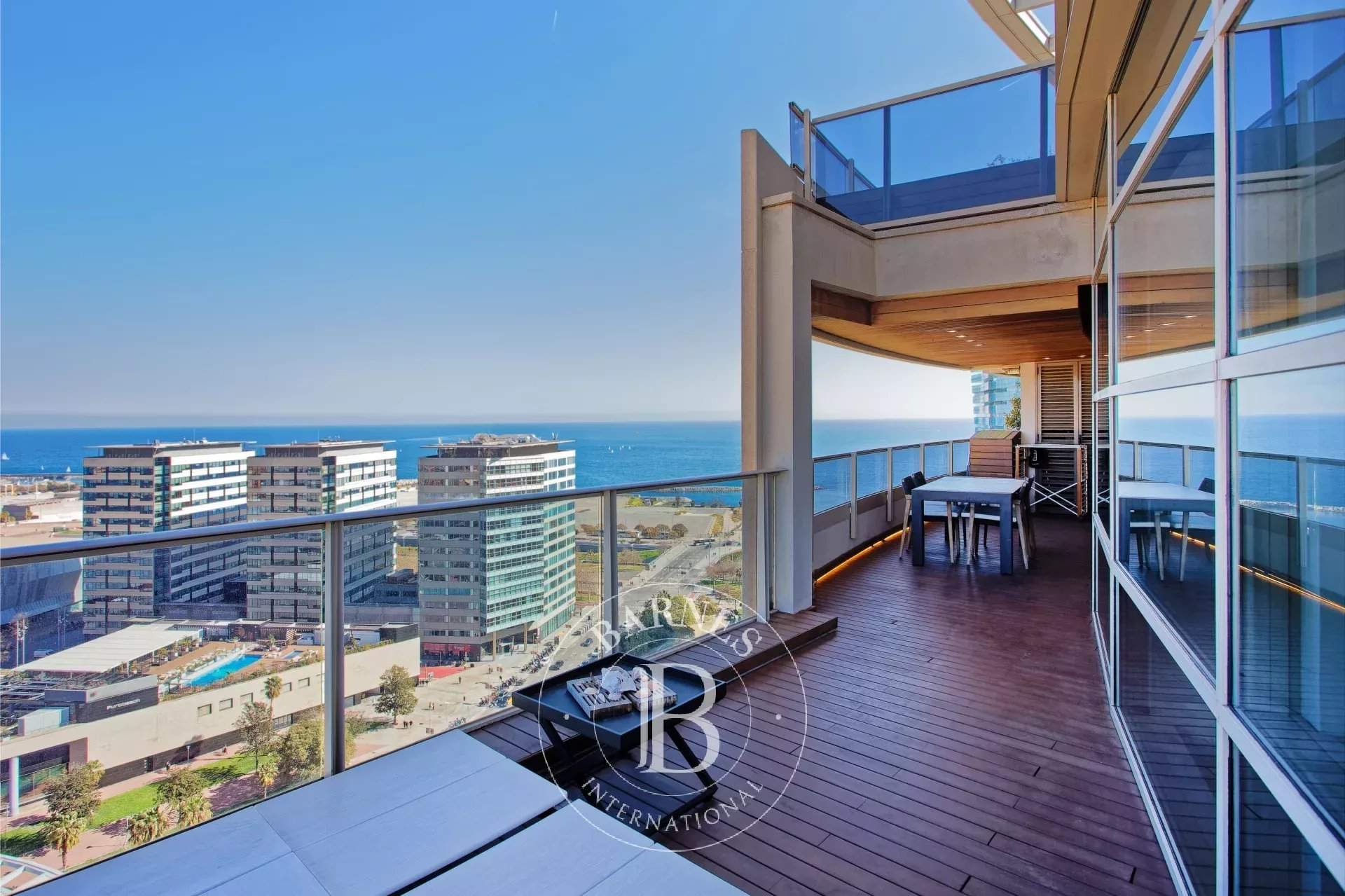 Barcelona  - Penthouse 3 Bedrooms - picture 20