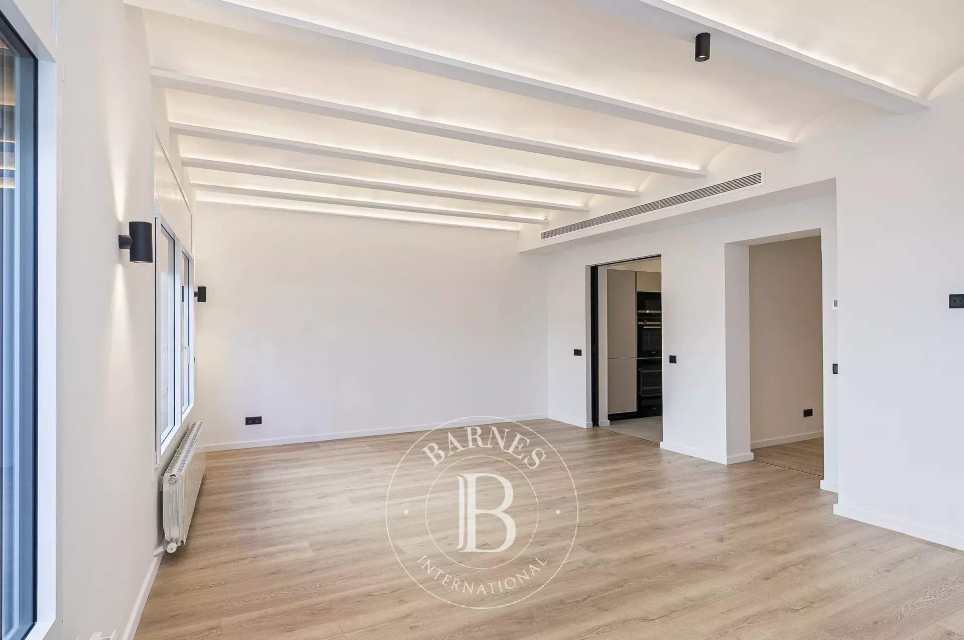 Barcelona  - Apartment 3 Bedrooms - picture 3