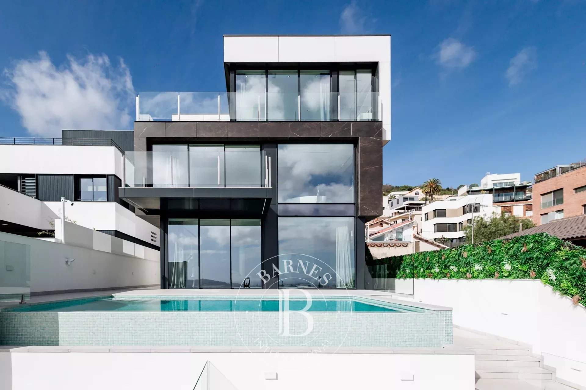 Barcelona  - Maison  - picture 1