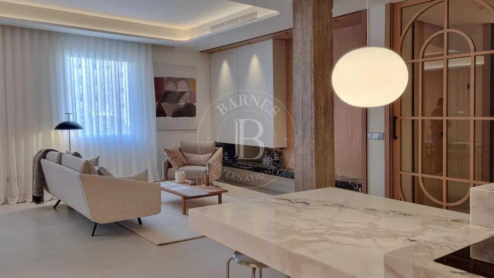 Madrid  - Apartment 3 Bedrooms