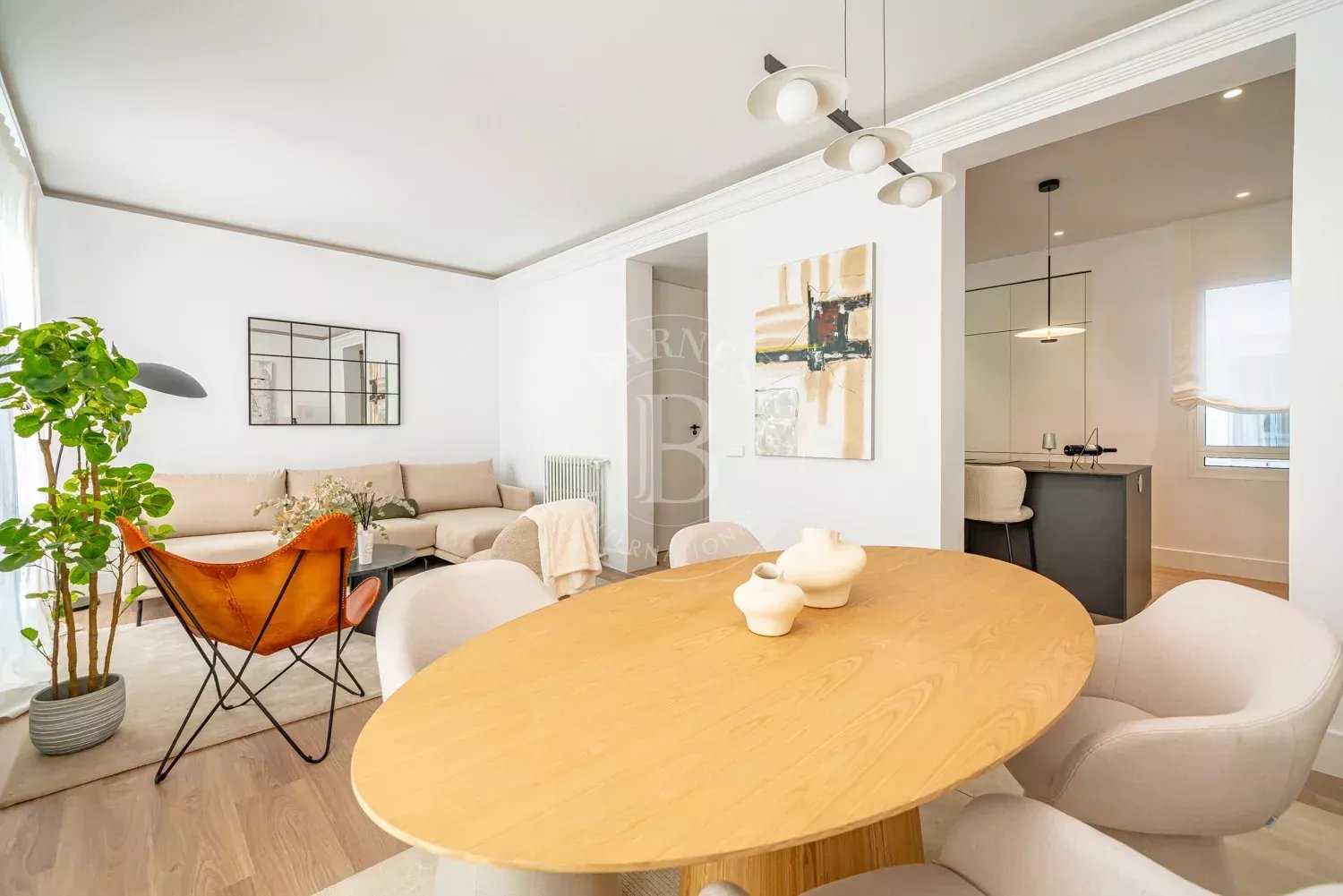 Madrid  - Apartment 3 Bedrooms