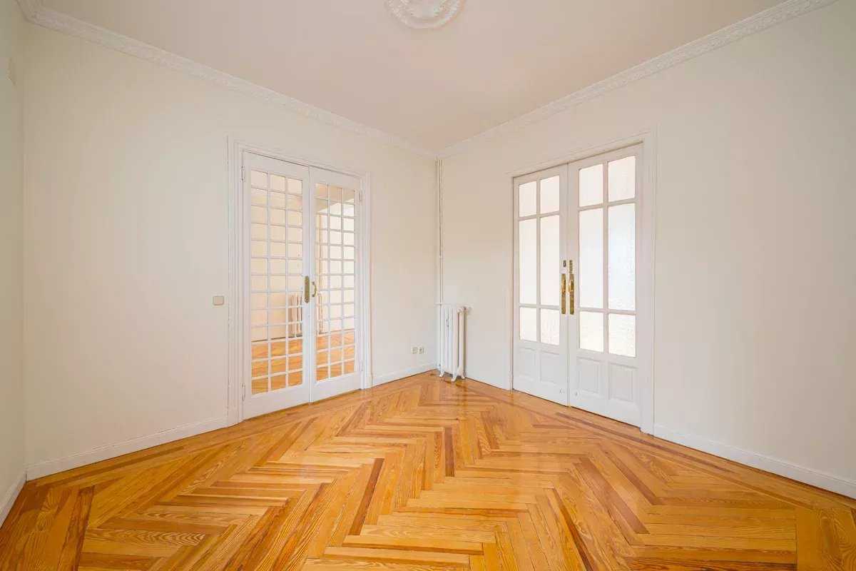 Madrid  - Appartement 3 Pièces 3 Chambres