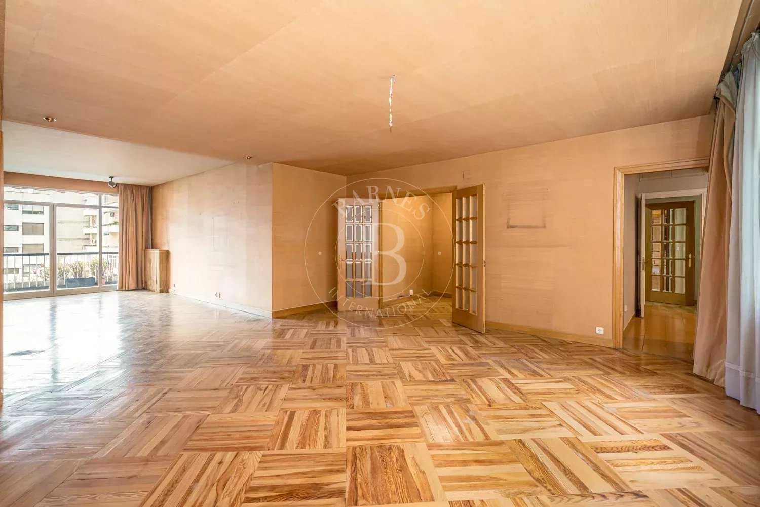 Madrid  - Appartement 4 Pi&egrave;ces 4 Chambres