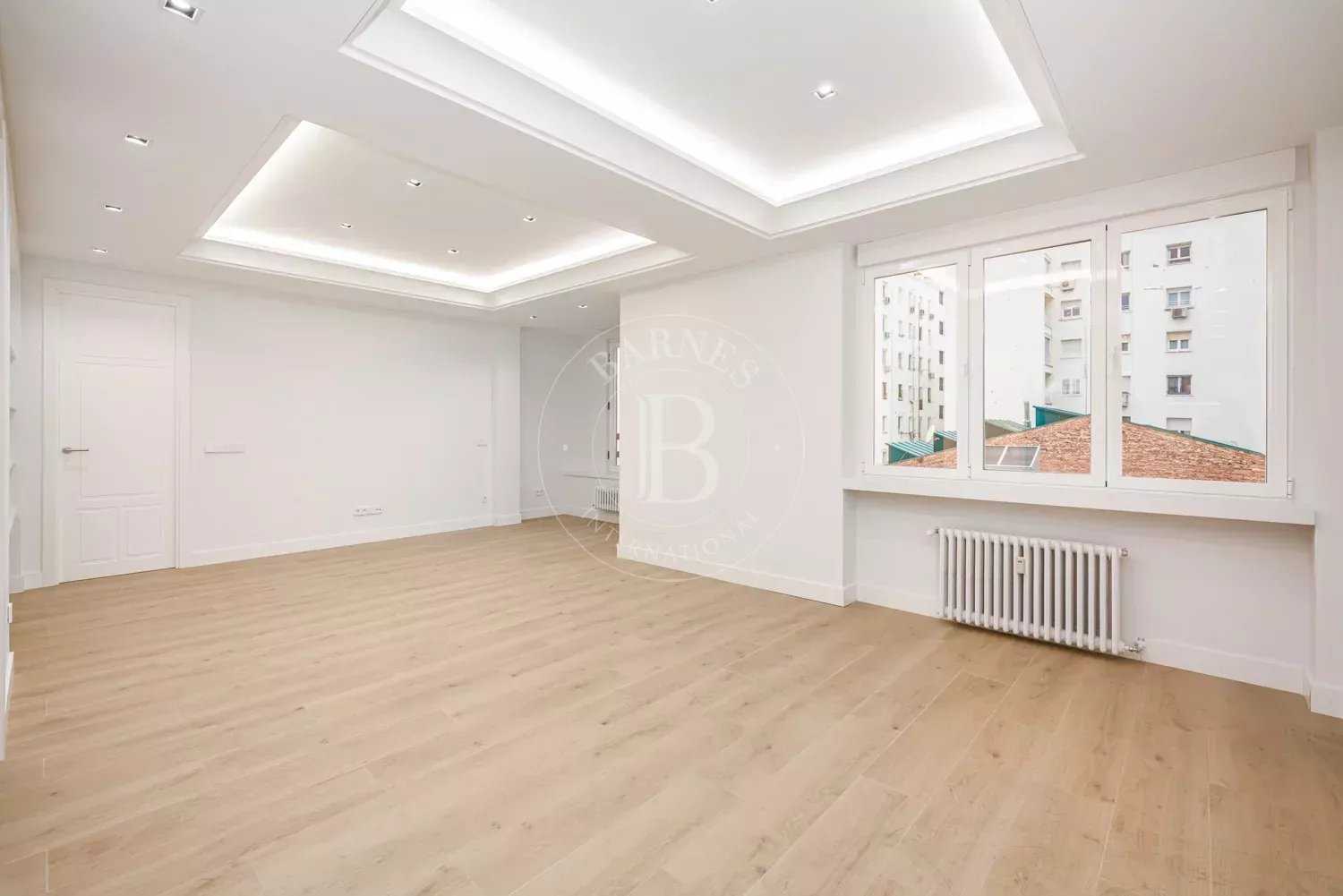 Madrid  - Apartment 3 Bedrooms