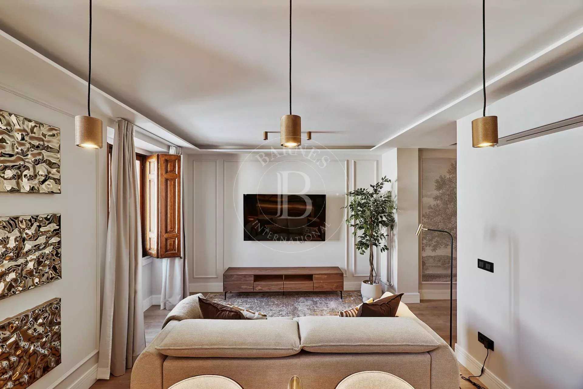 Madrid  - Apartment 3 Bedrooms